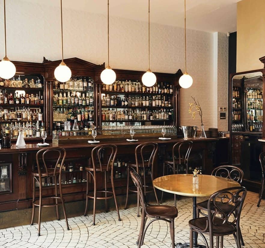 Apoteca Bar + Restaurant gallery image 5