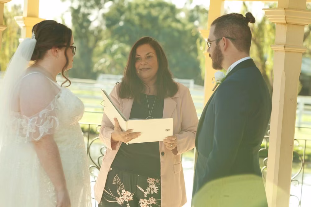 Helen Mansfield Wedding Services gallery image 3