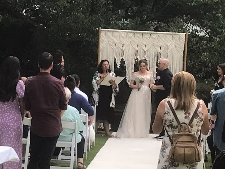 Helen Mansfield Wedding Services gallery image 7