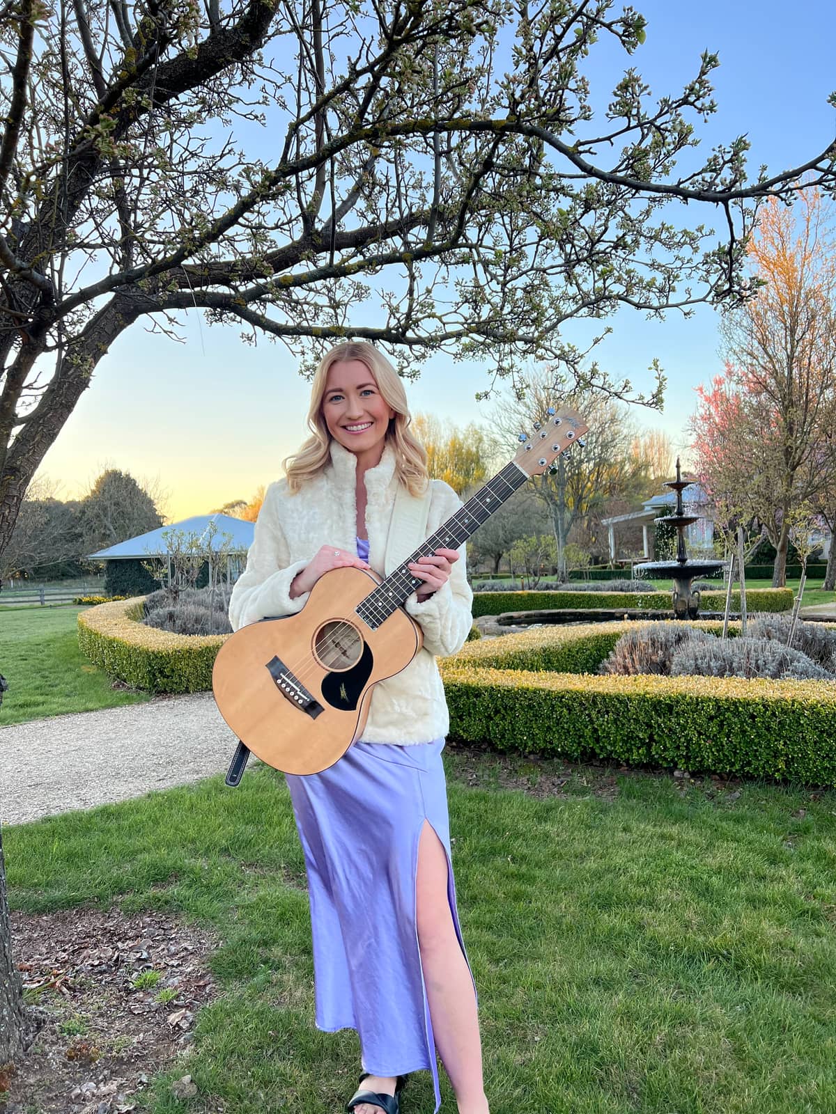 Sabrina Wedding Singer gallery image 7