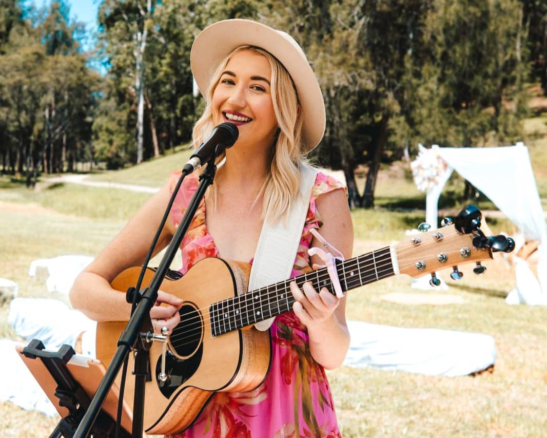 Sabrina Wedding Singer gallery image 1