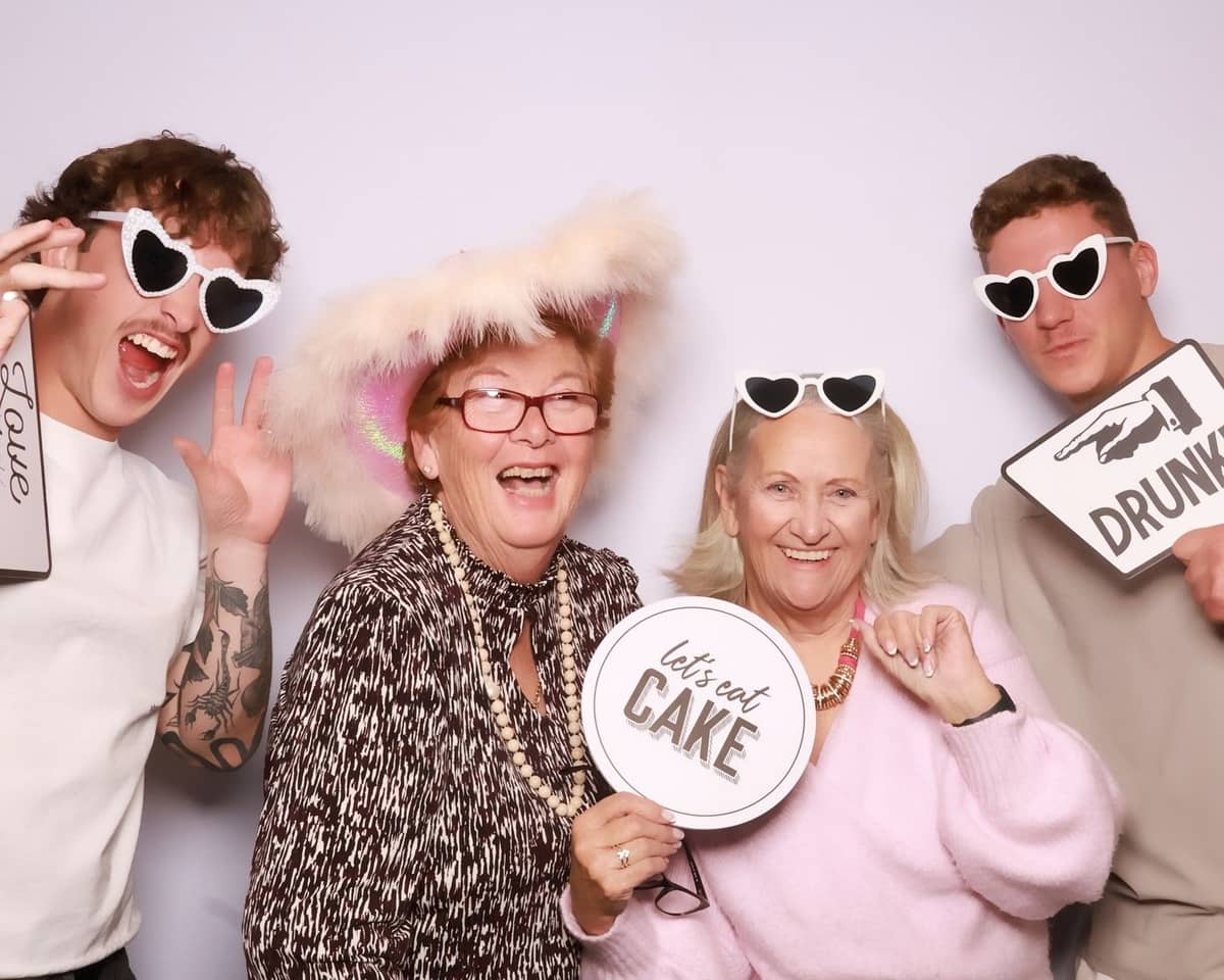 The Selfie Social Photo Booth - Image 3
