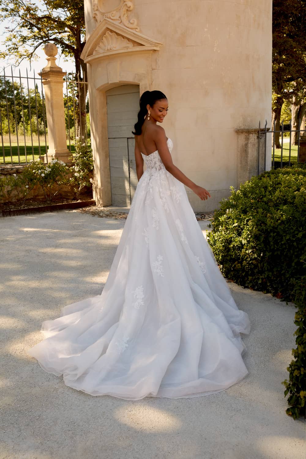 Miss Bella Bridal - Image 3