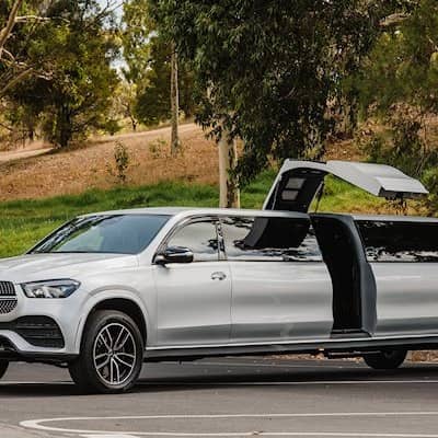 A Touch Of Silver Limousine & Car Hire - Image 5
