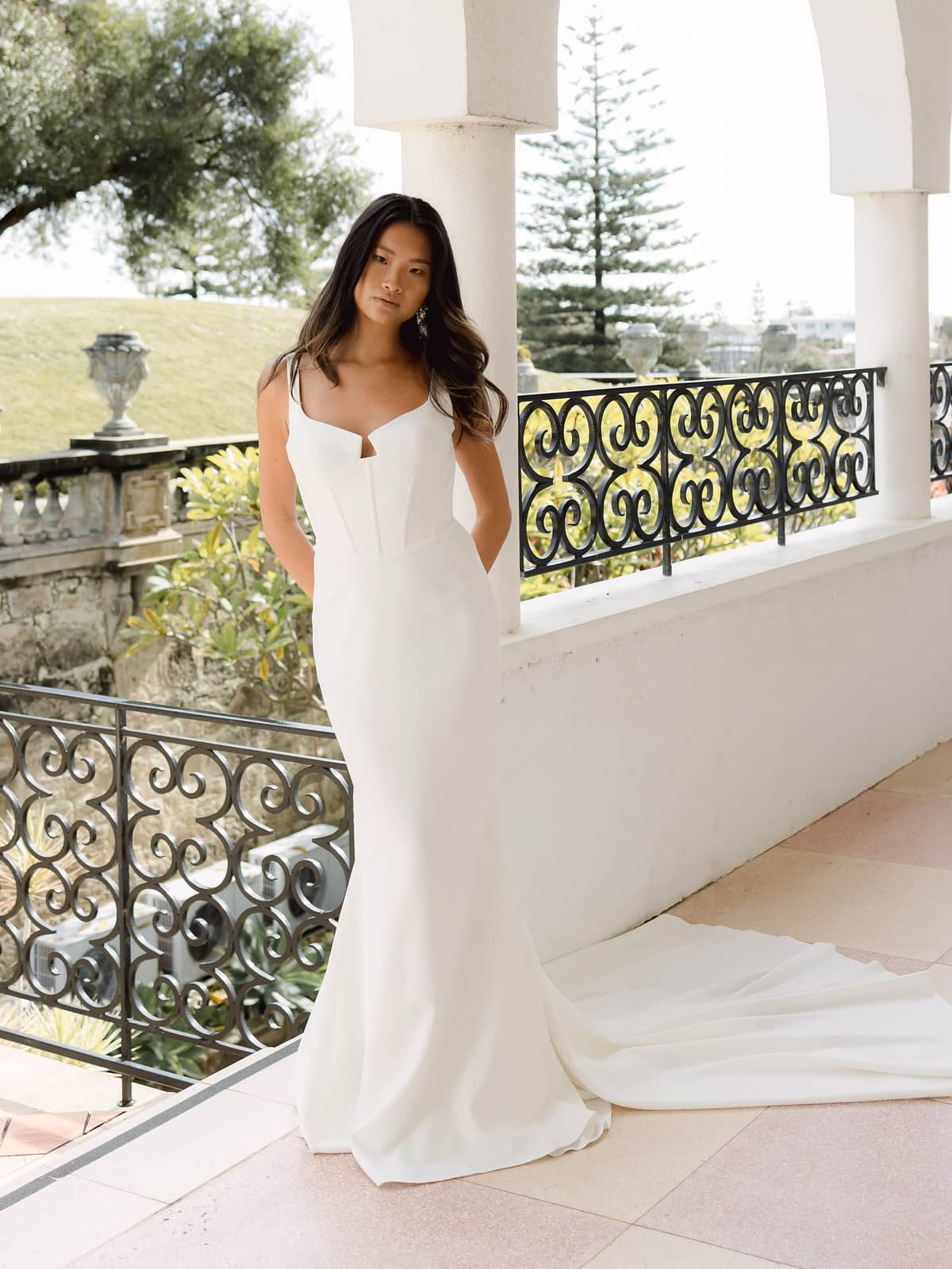 Zoo Bridal - Image 1
