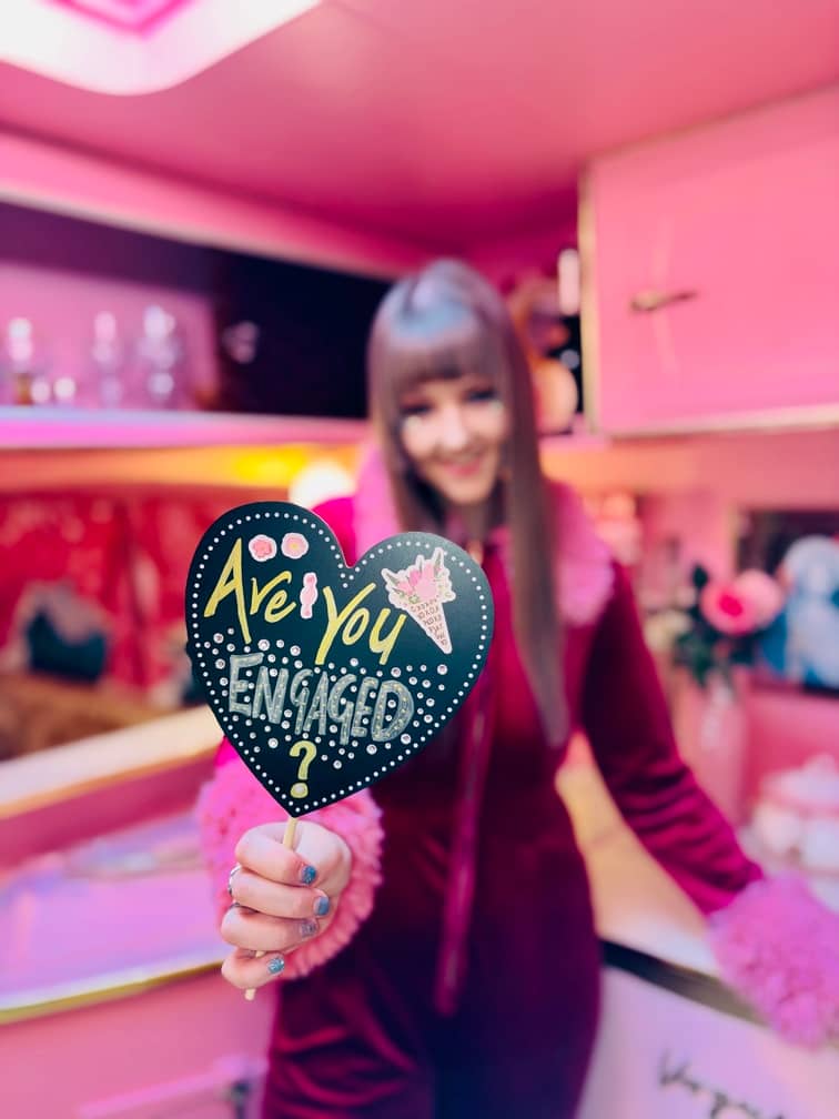 Mollys Happily Ever Afters - Image 5
