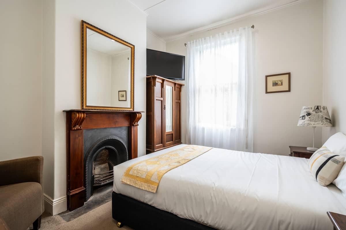 Seaview House Queenscliff - Image 3