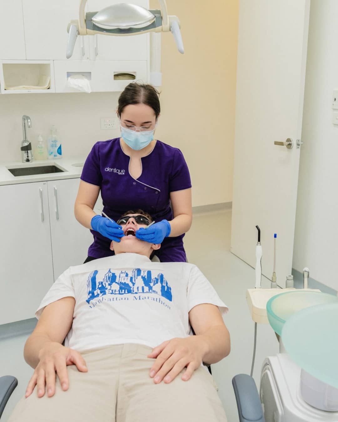 Dentique Dental Spa - Image 4
