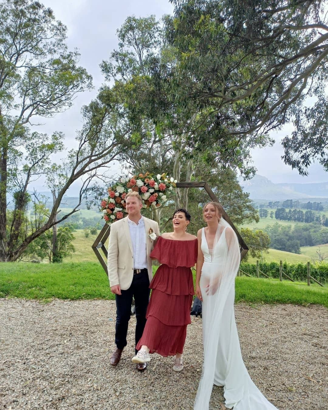 Lauren McLean Celebrant & MC - Image 5