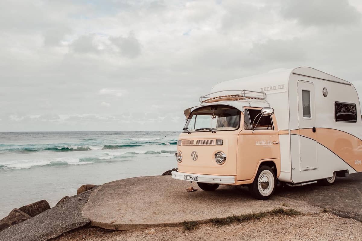 Gypsy Love Bus - Image 1