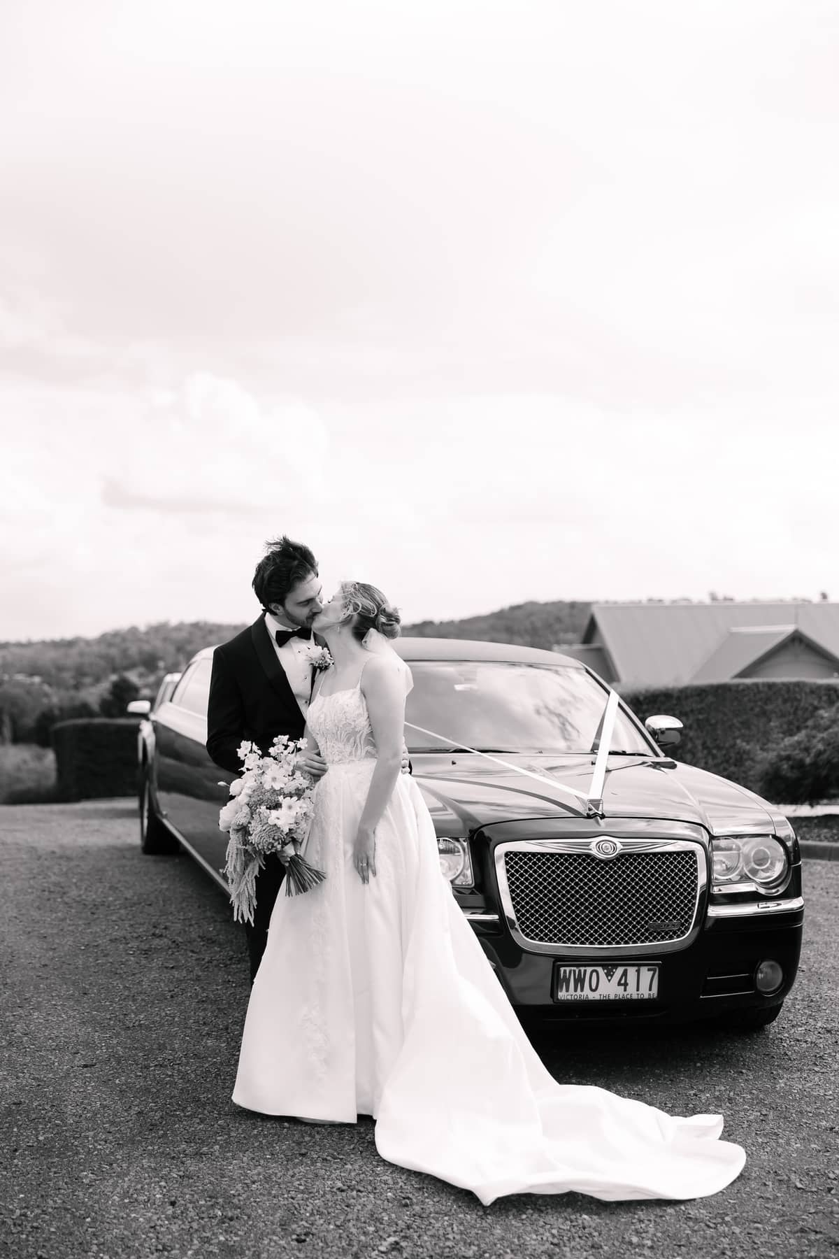 Enrik Limousines - Image 4