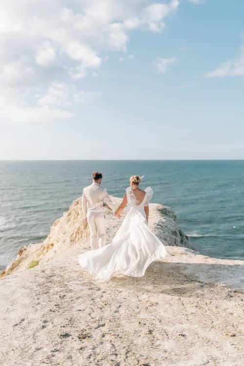 Love in the Fleurieu - Image 2
