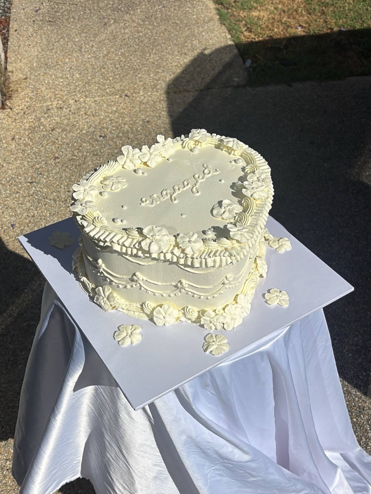 Robyn's Creative Cakes - Image 4