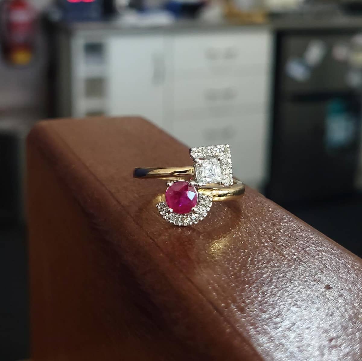 Plumeria Bespoke Jeweller - Image 2