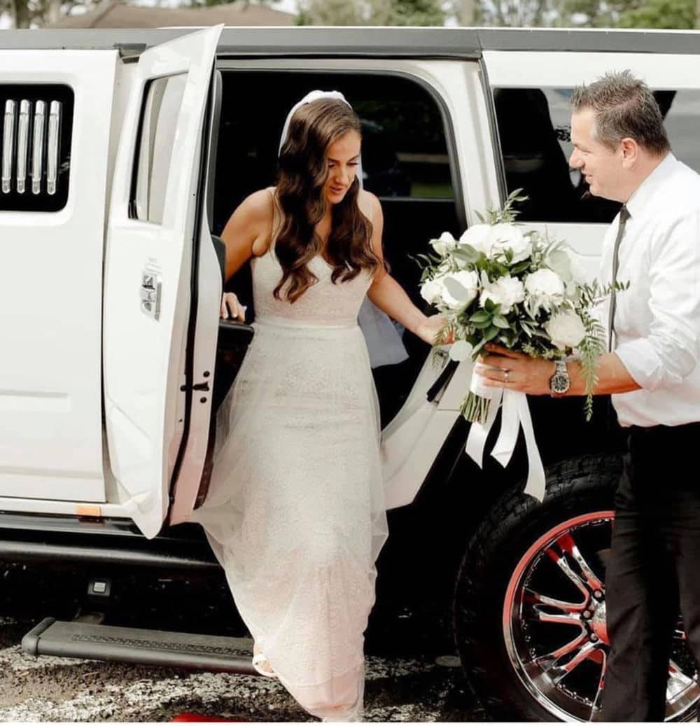 HF Wedding and Hire Cars - Image 2