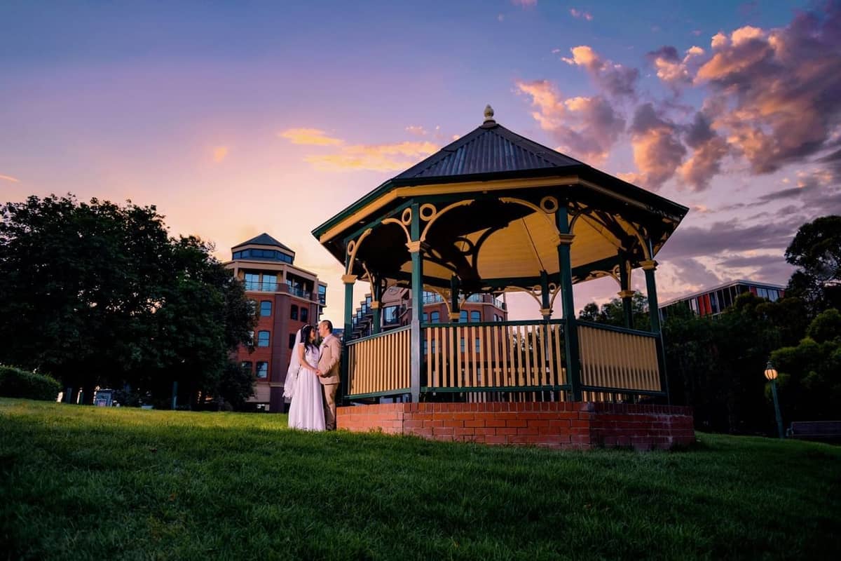 Amora Hotel Riverwalk Melbourne - Image 2