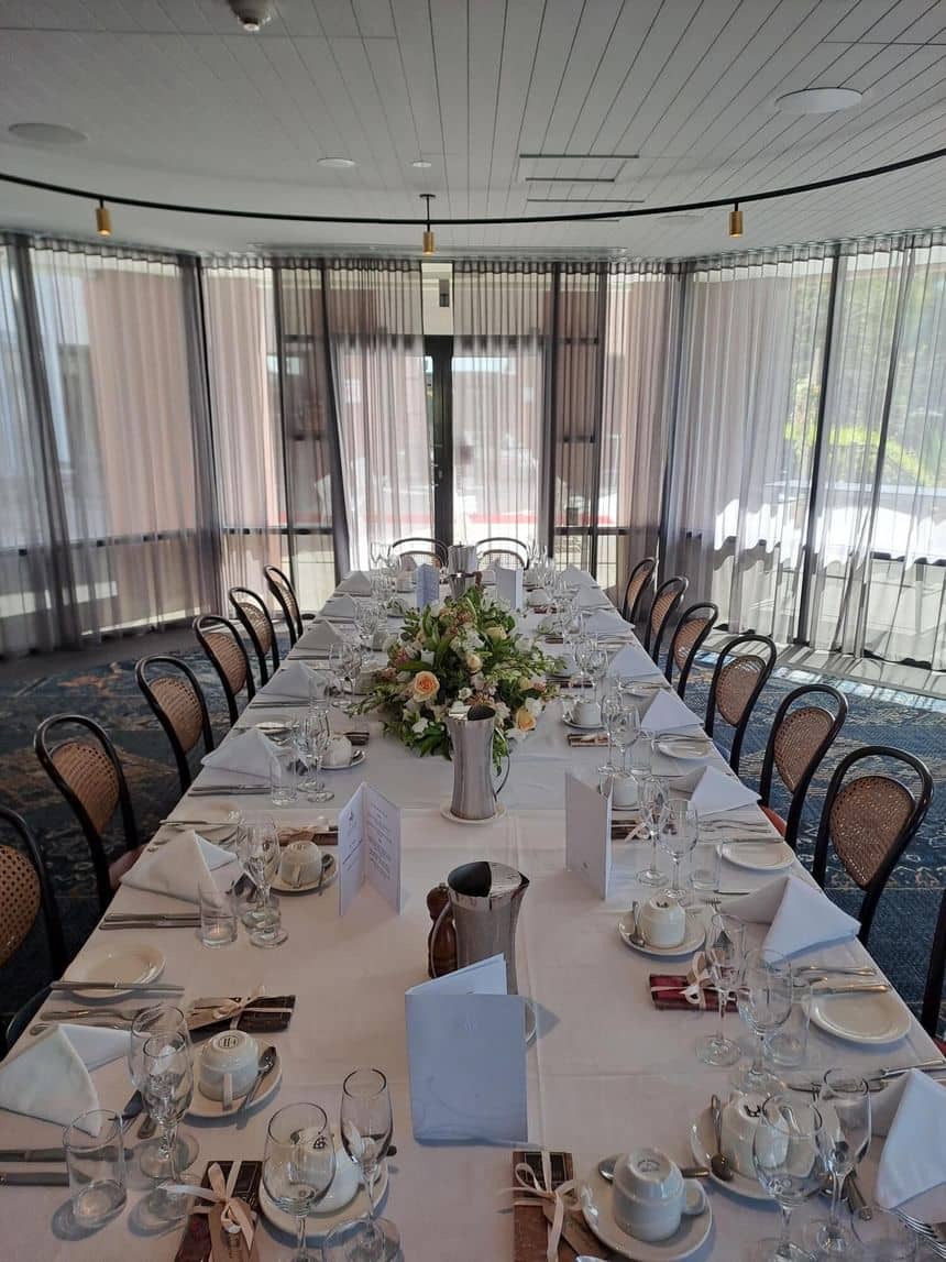 Amora Hotel Riverwalk Melbourne - Image 4