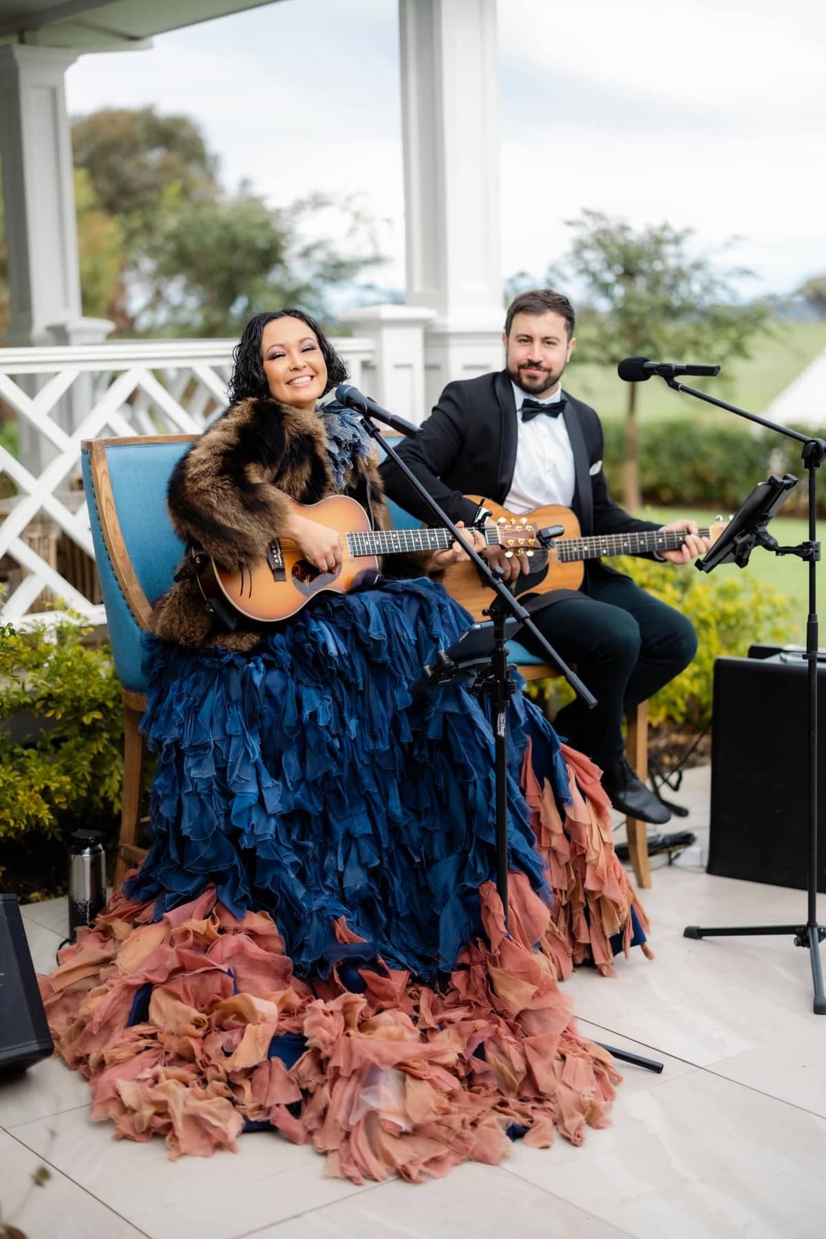 Champagne Wedding Duo - Image 1