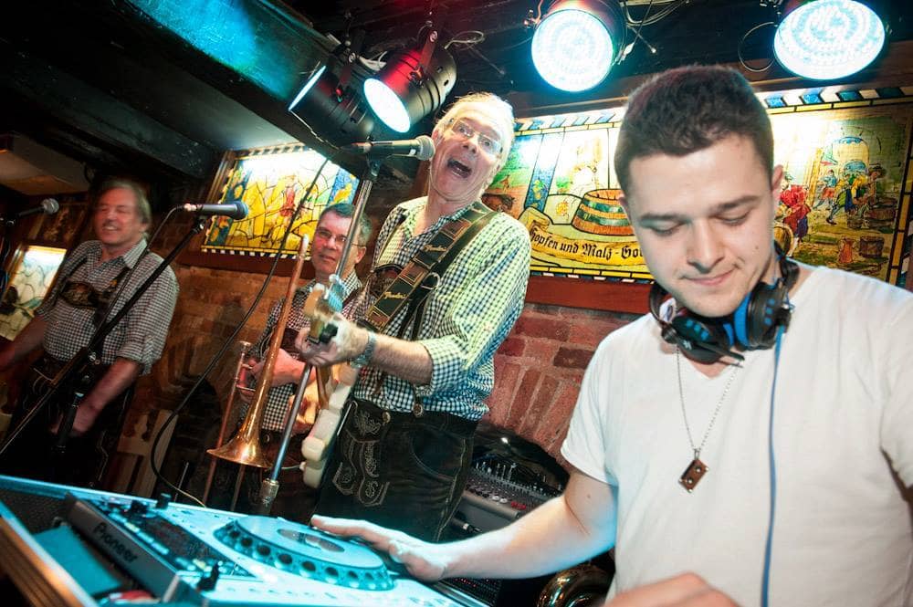 DJ Pinball - Image 1