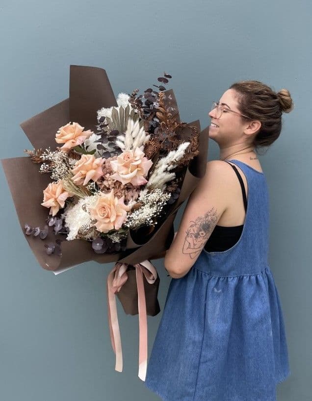 Petal and Peach Floral Design wedding vendor