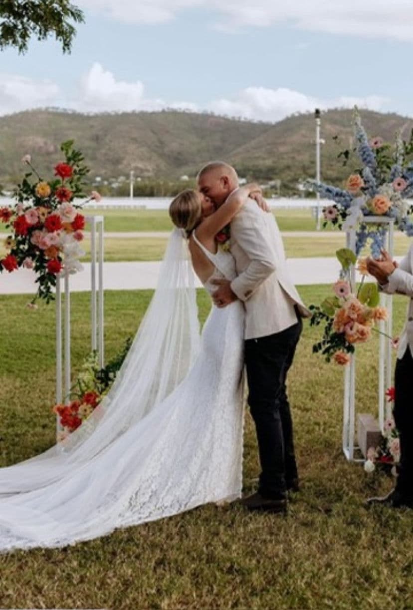 Married by Robyn Ryan wedding vendor