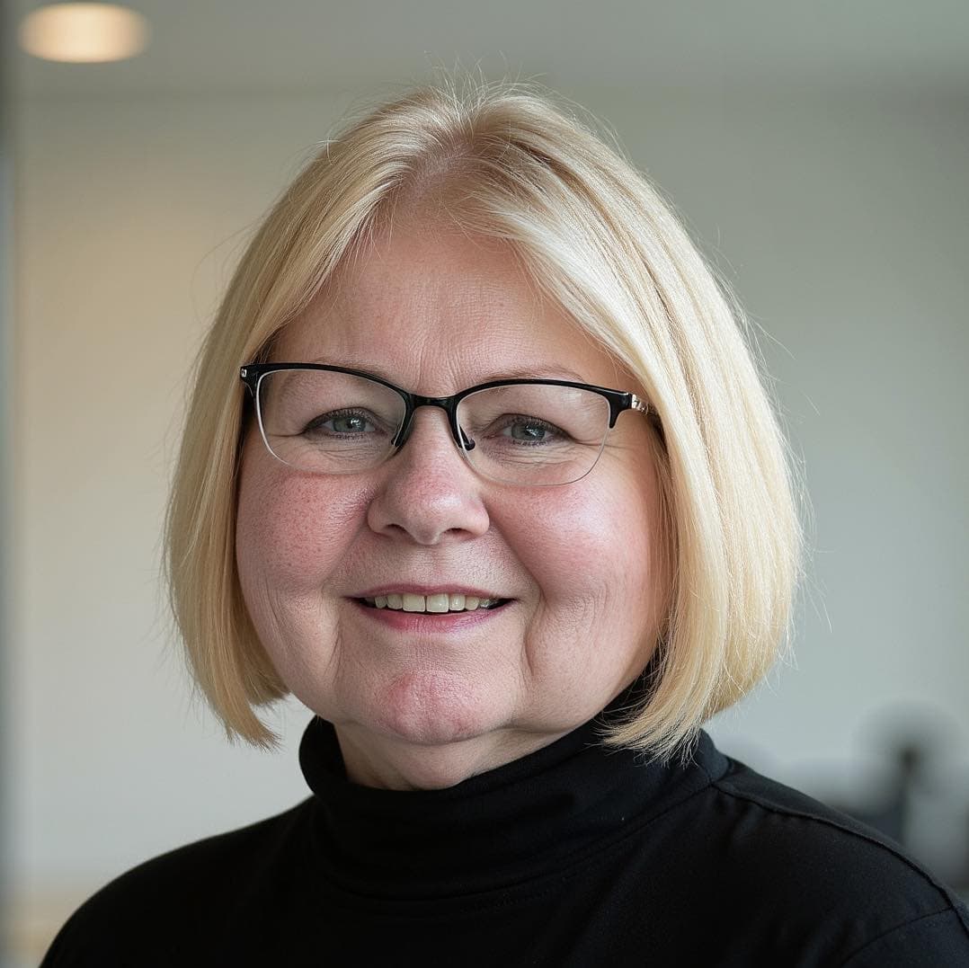 Kim Wallace Celebrant wedding vendor
