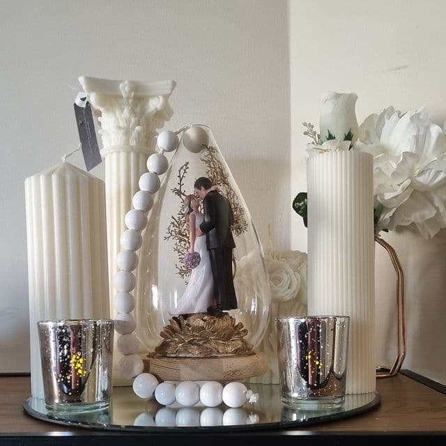medusasculpture_candles wedding vendor