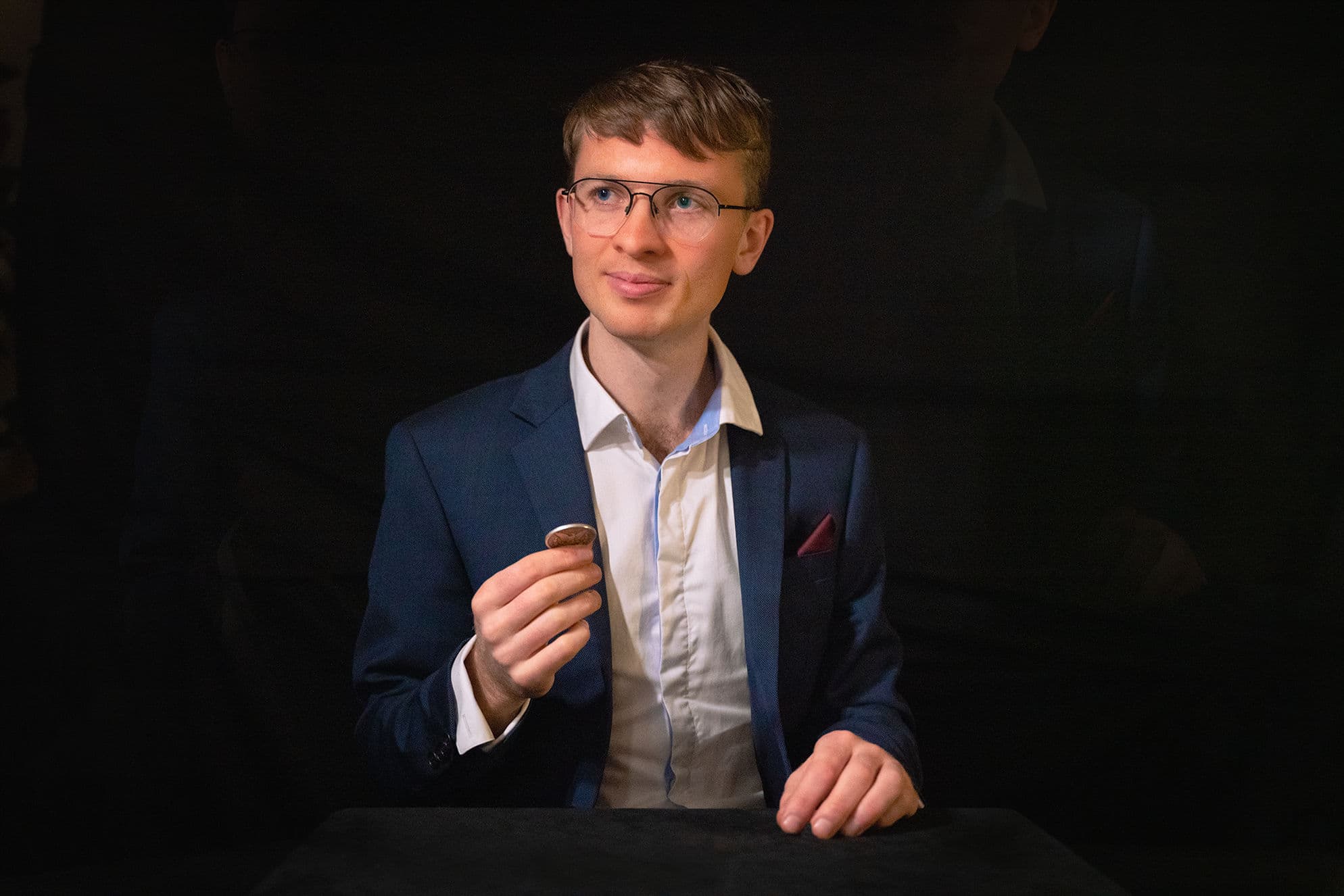 Sam King Magician wedding vendor