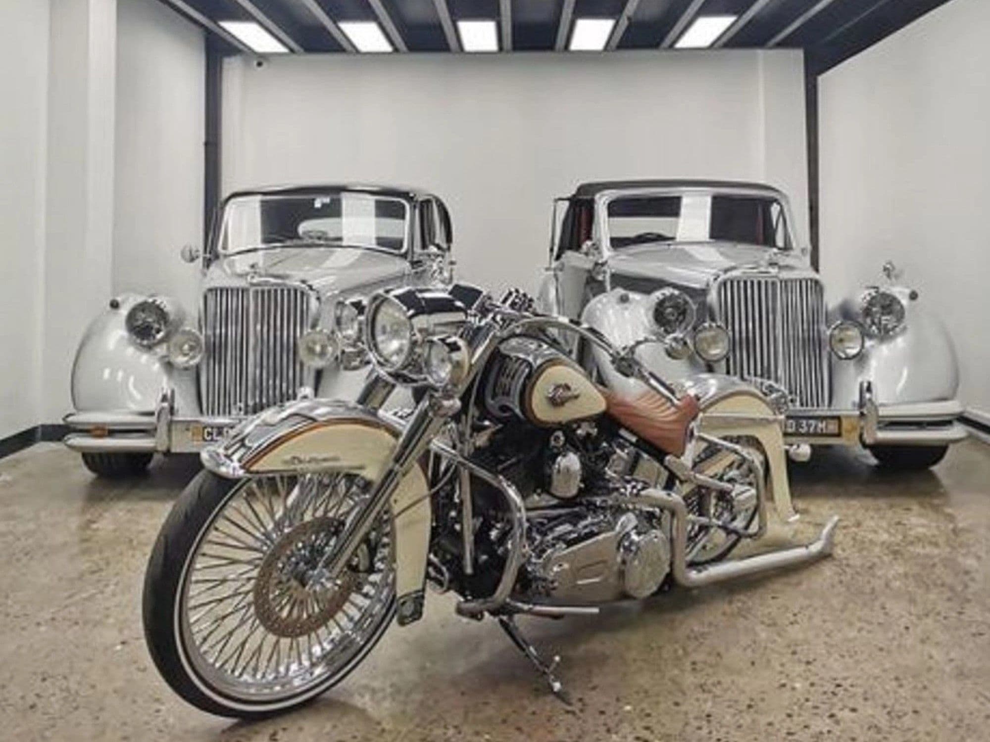 The Vintage Chauffeur - Image 6