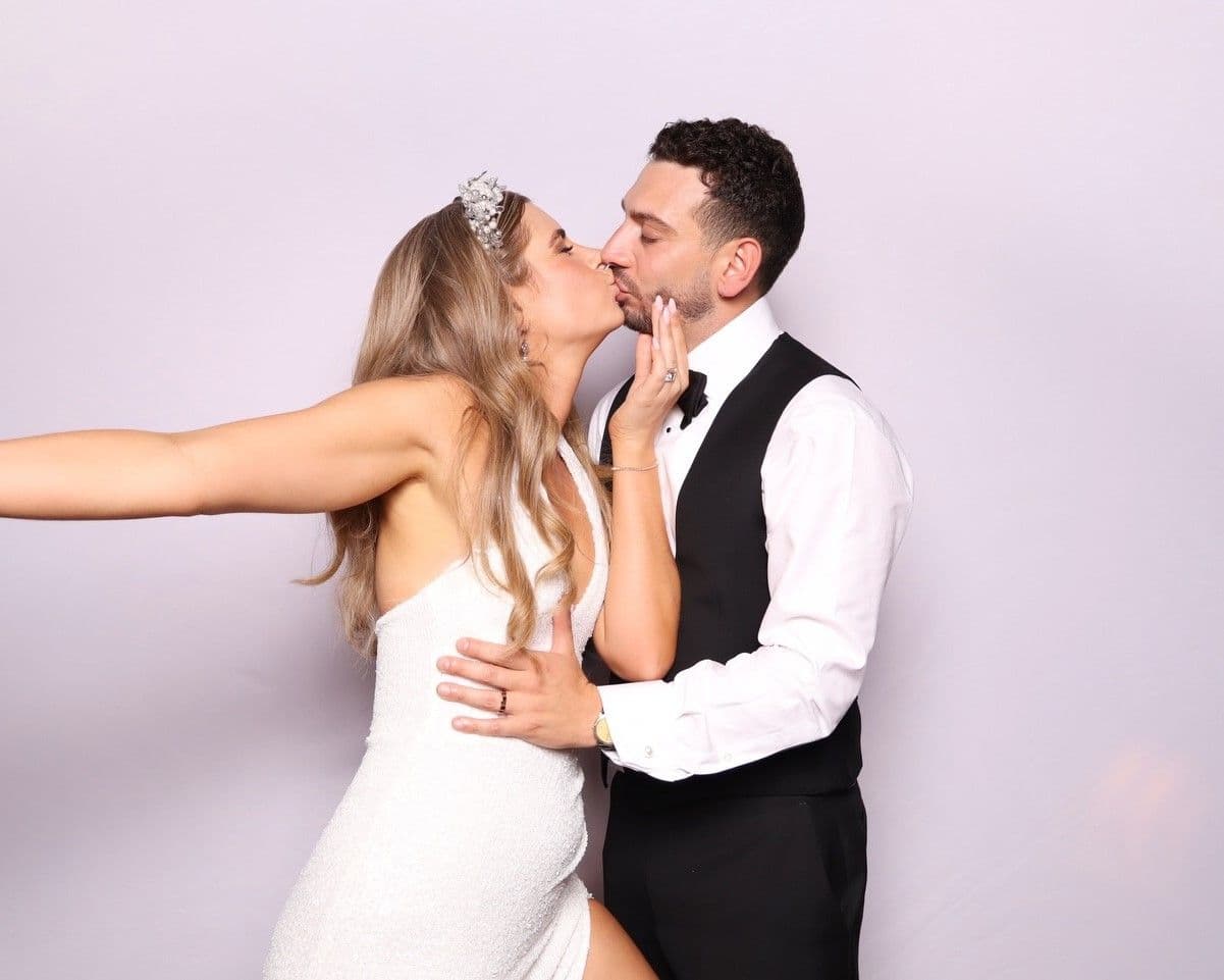 oPhotobooth wedding vendor
