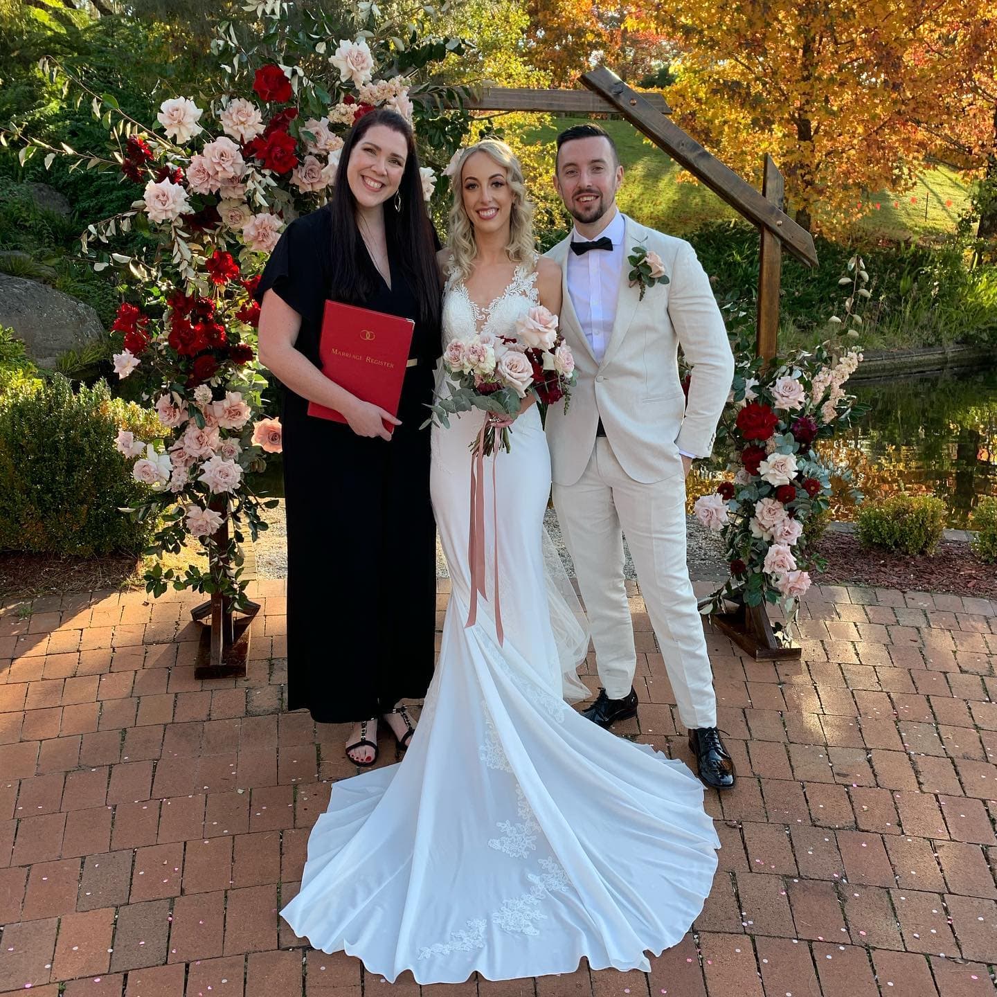 Suzie Crozier Marriage Celebrant wedding vendor