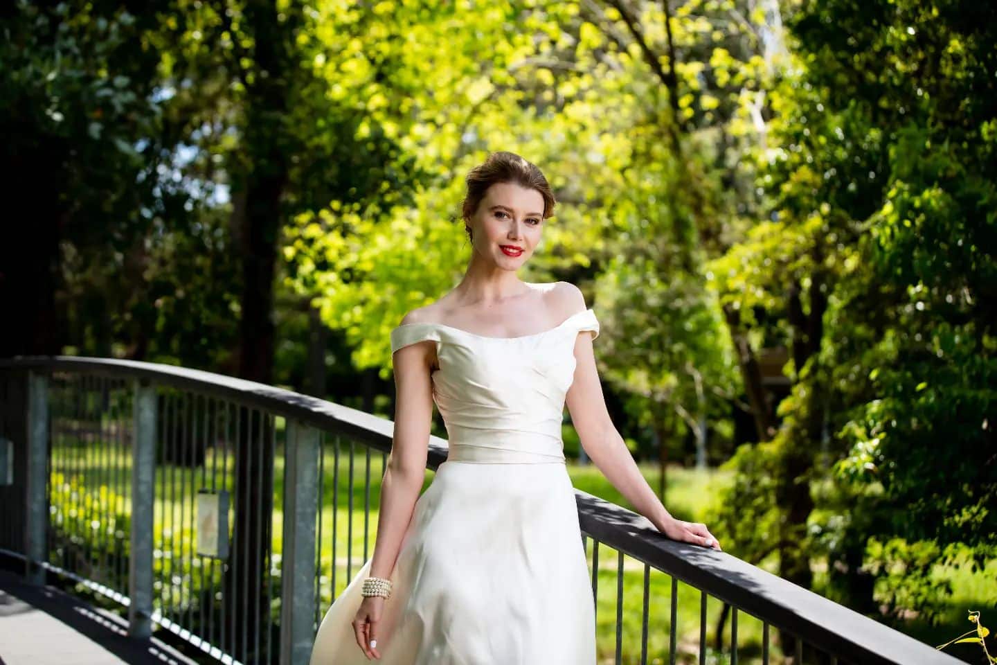 Louise Alvarez Couture wedding vendor
